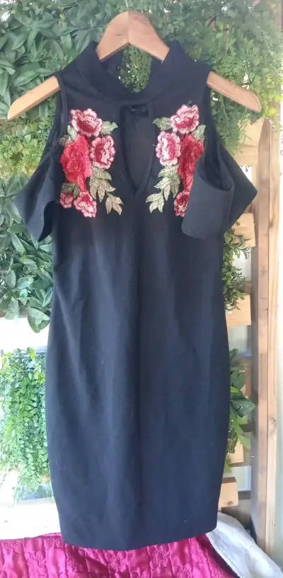 Hermoso vestido - miniatura 1