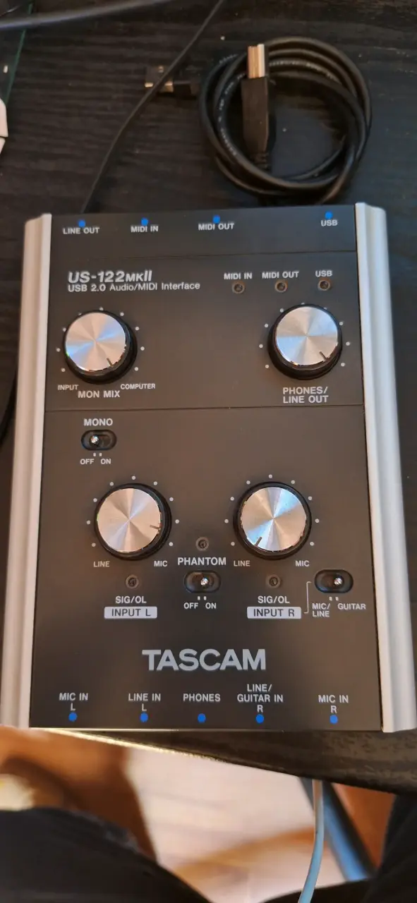 Tascam Interfaz de audio - 1