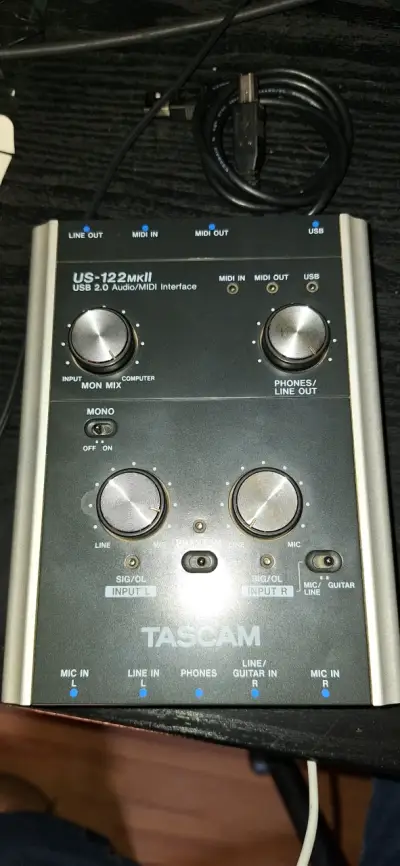 Tascam Interfaz de audio - miniatura 2