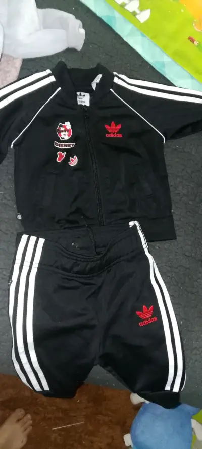 Ropa de bebe - miniatura 1
