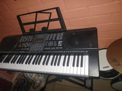 Teclado scorpion con pedestal y con bolso - miniatura 1