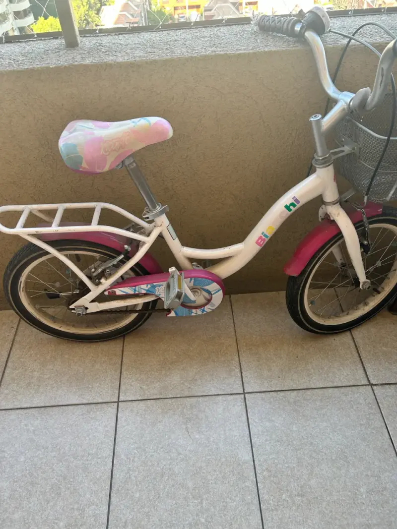 Bicicleta infantil blanca aro 16 - 1