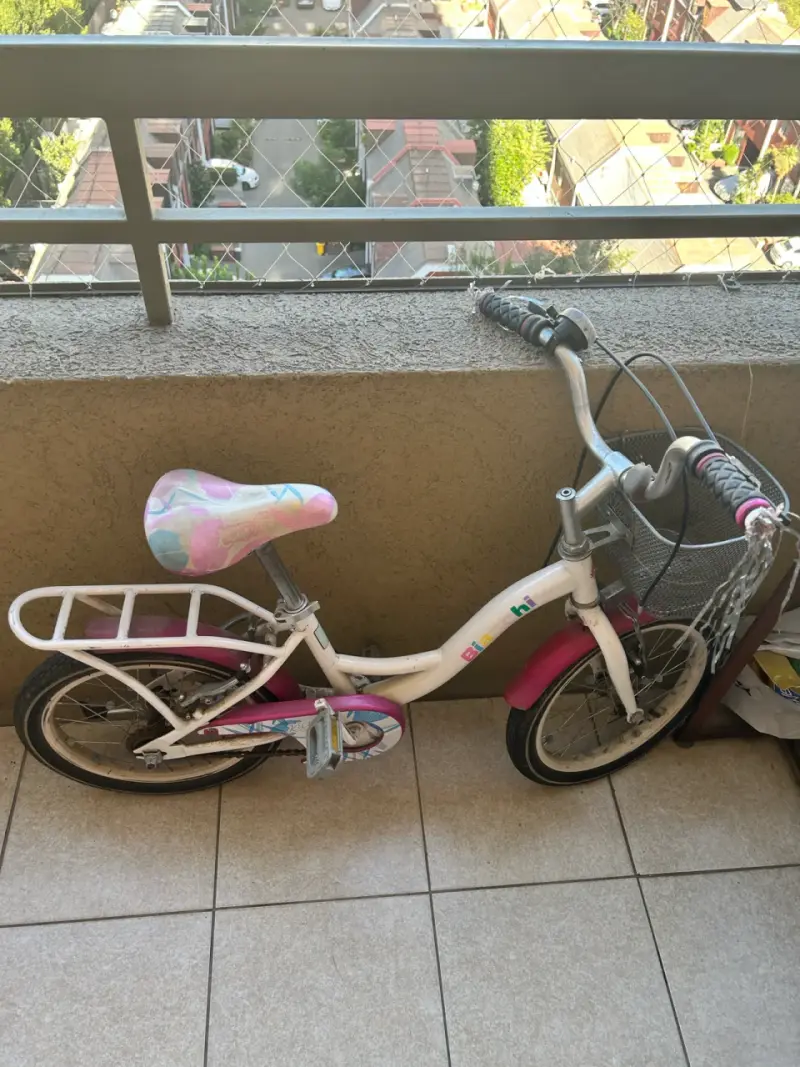 Bicicleta infantil blanca aro 16 - 2