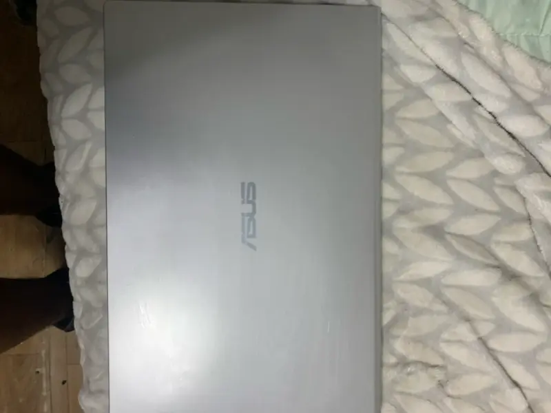 asus vivobook 15 - 6