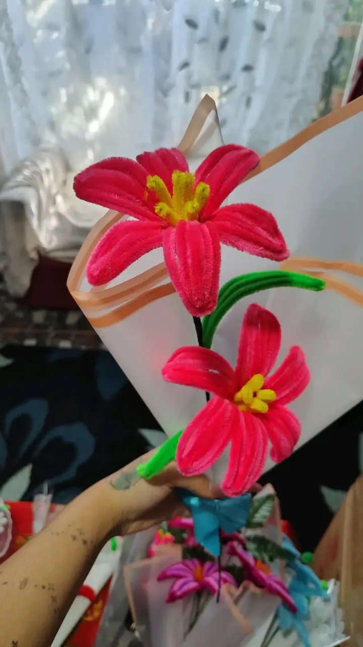 Ramo de flores decorativas artificiales - 2
