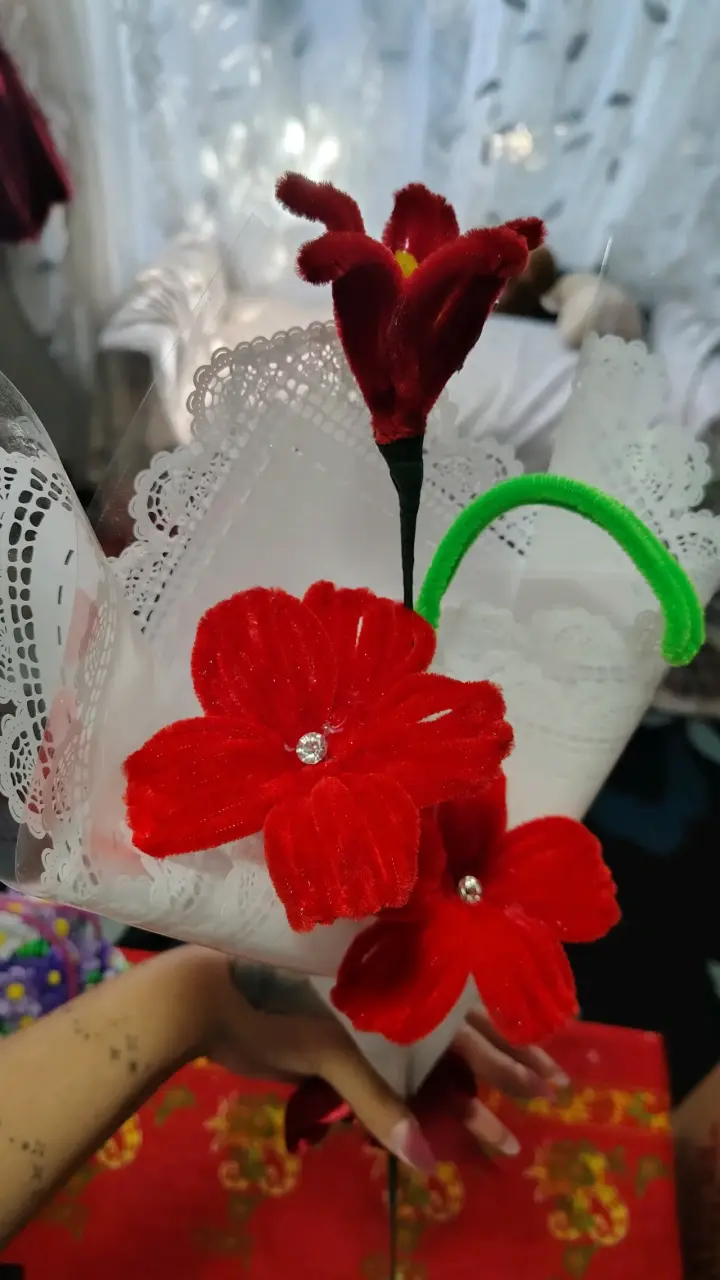 Ramo de flores artificiales - 4