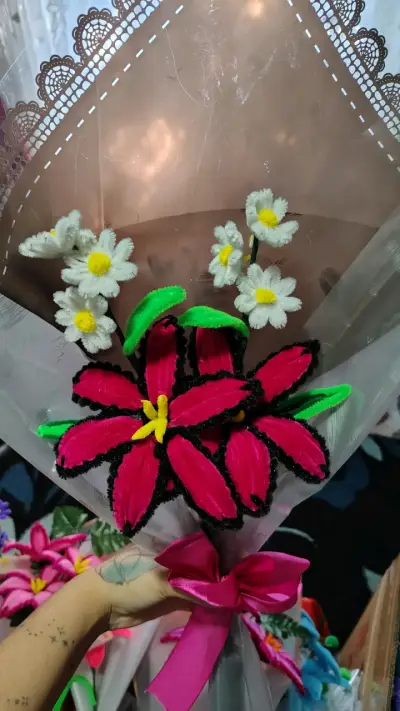 Ramo de flores artificiales - miniatura 6