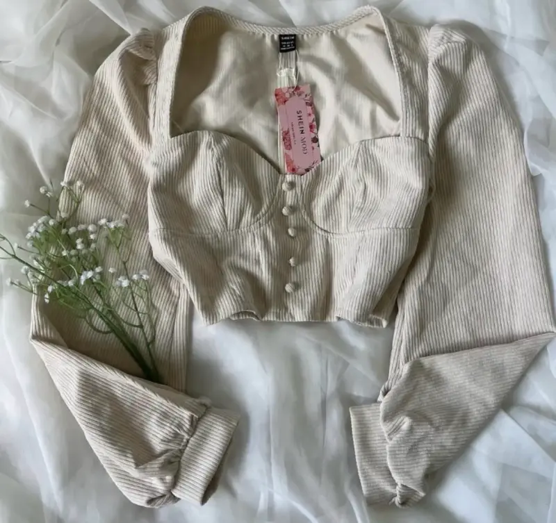 Top beige de botones - 1