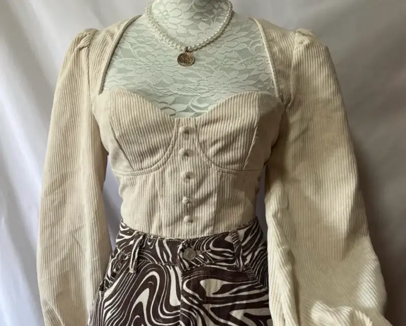 Top beige de botones - 2