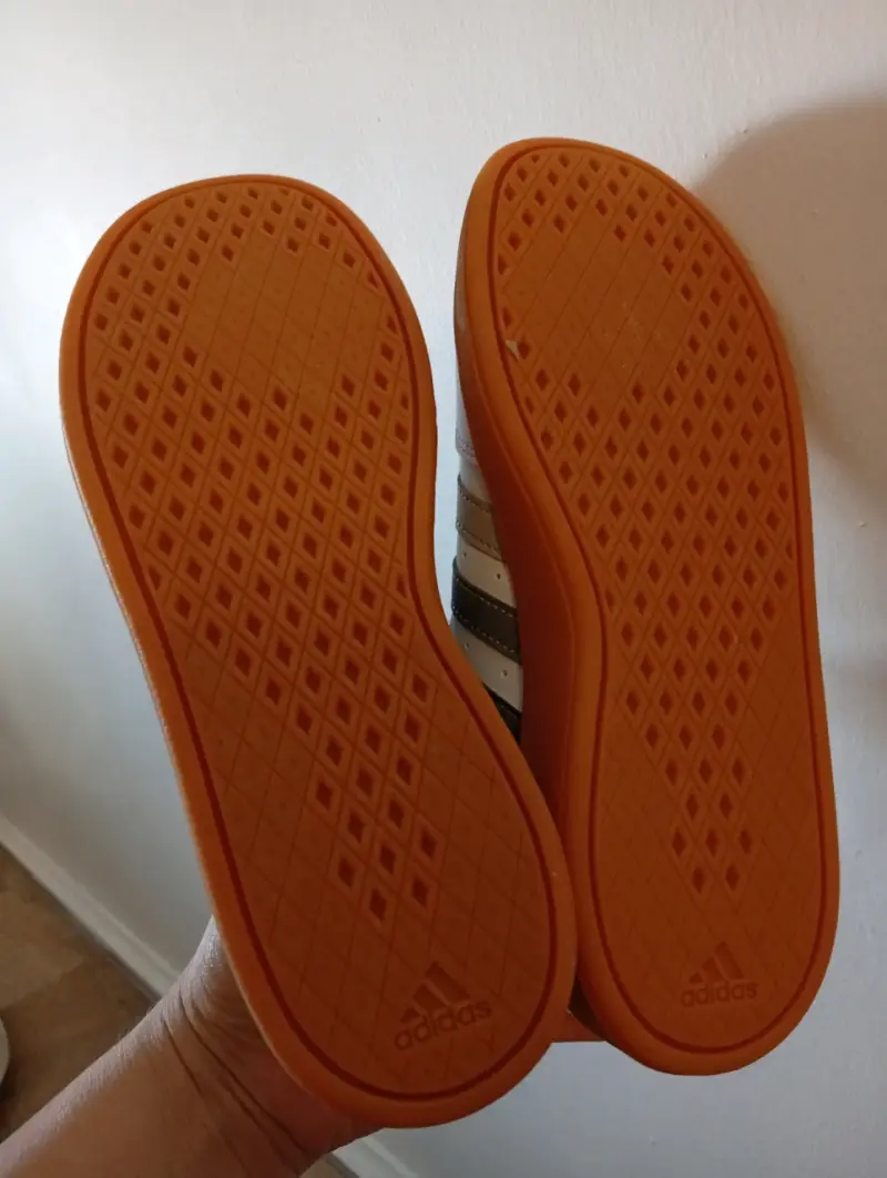 Zapatillas Adidas Breaknet blancas nuevas - 3