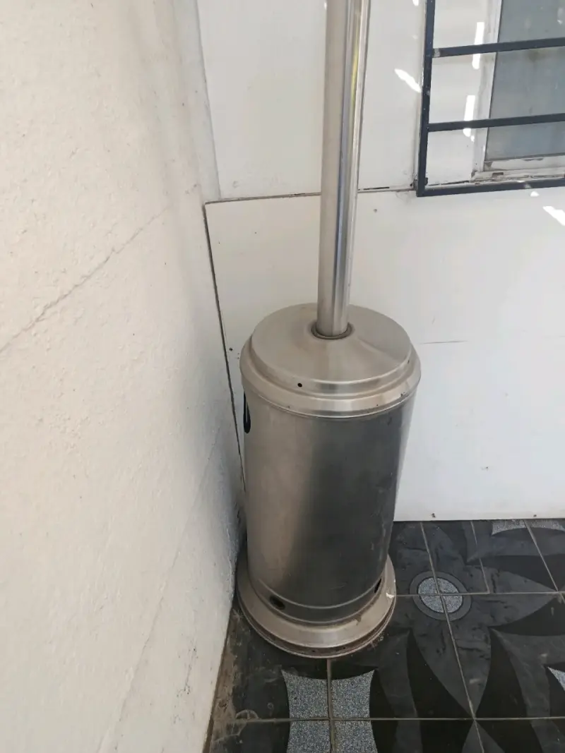 Estufa a gas de patio exterior - 1
