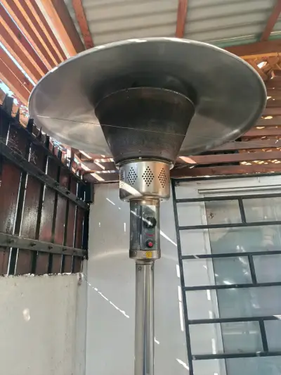 Estufa a gas de patio exterior - miniatura 2