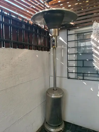 Estufa a gas de patio exterior - miniatura 3