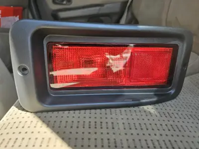 Luz trasera repuesto de auto - miniatura 1