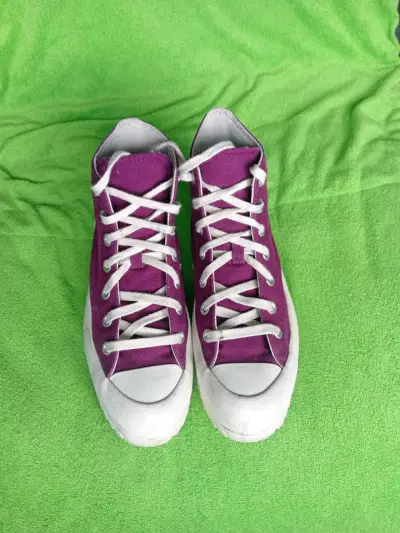 Zapatillas Converse moradas - miniatura 2