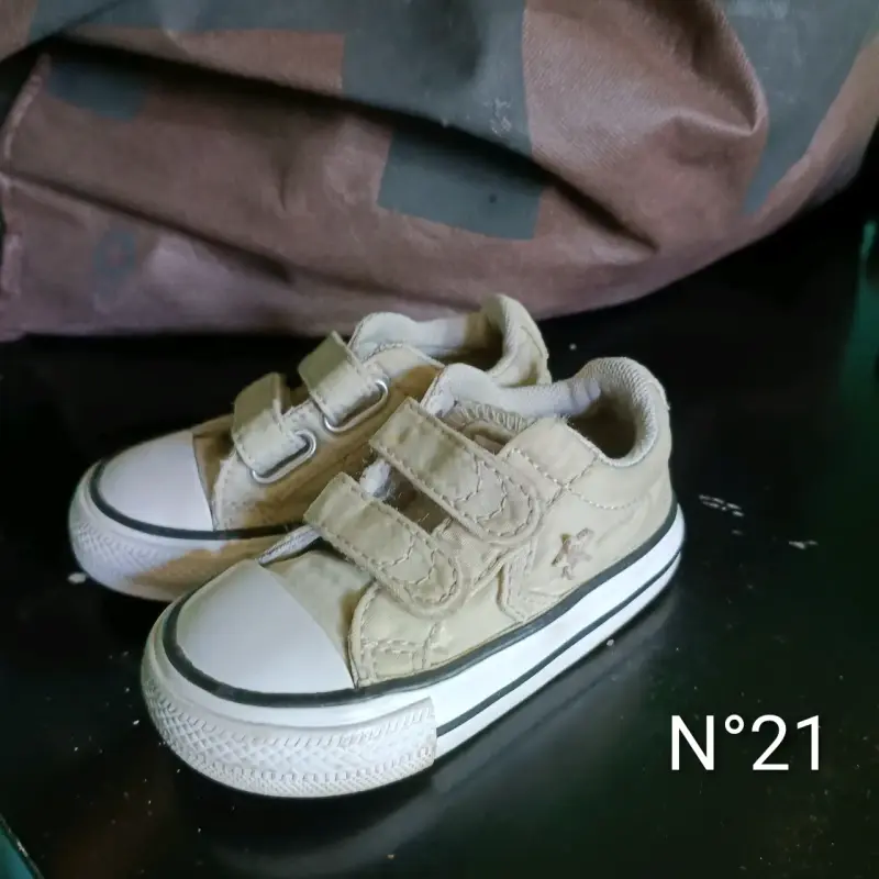Botas y zapatillas - 6