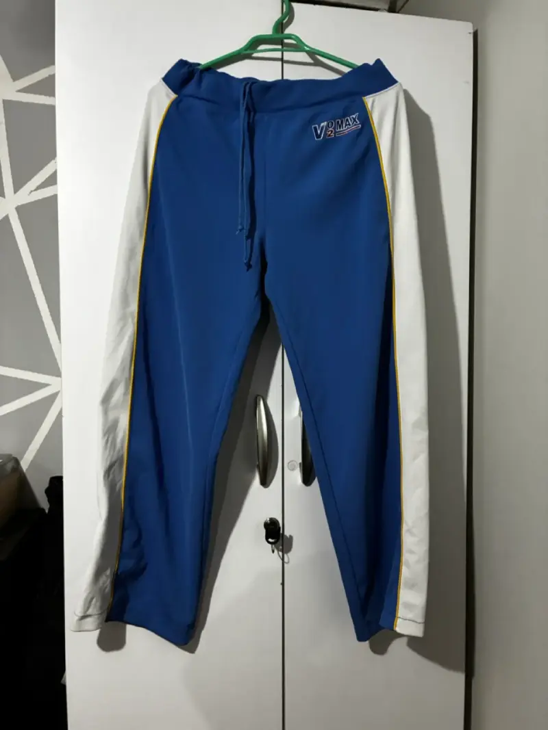 Pantalón deportivo azul y blanco - 2