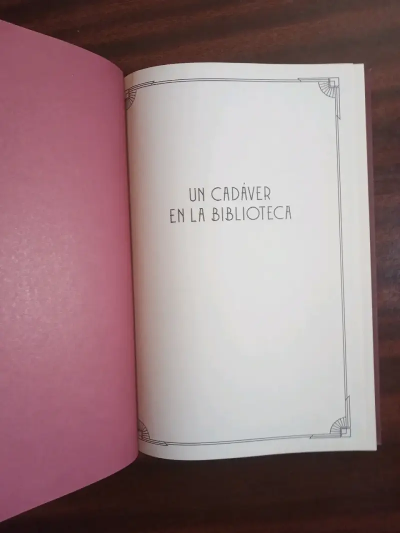 Un cadáver en la biblioteca, Agatha Christie - 3