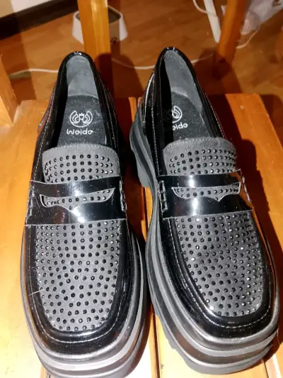 Riñonera negra Guess - miniatura 3