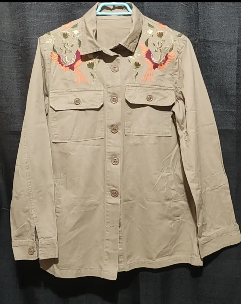 Chaqueta beige bordada - 2