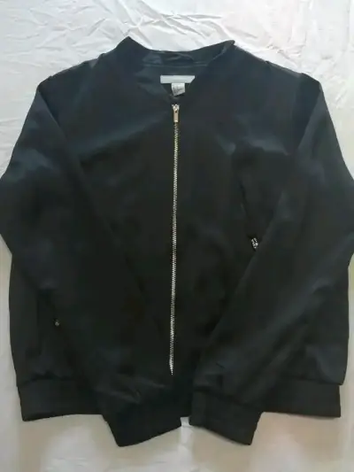 Chaqueta bomber negra básica - miniatura 1