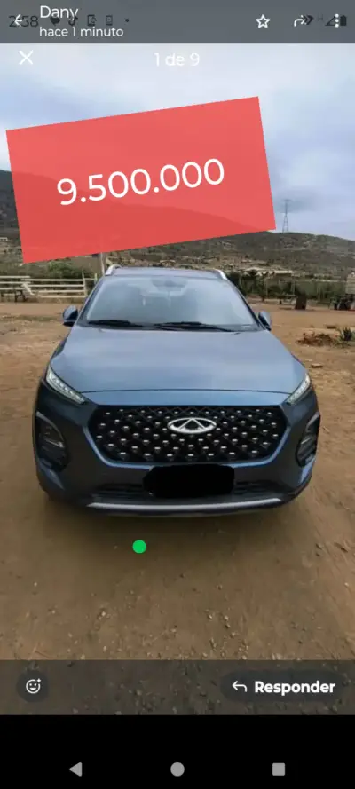 Auto SUV azul en buen estado - miniatura 1