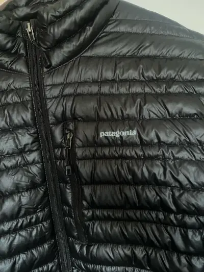 Chaqueta negra Patagonia - miniatura 2