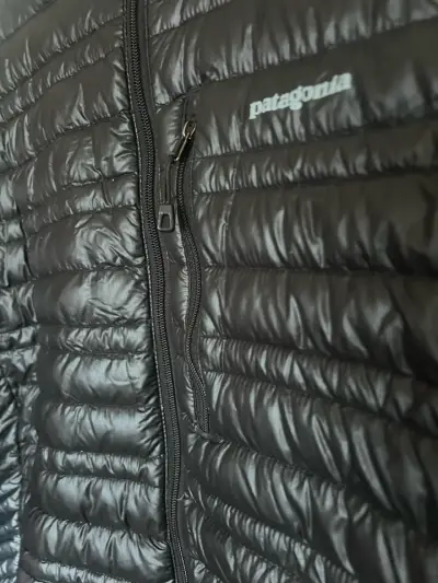 Chaqueta negra Patagonia - miniatura 3
