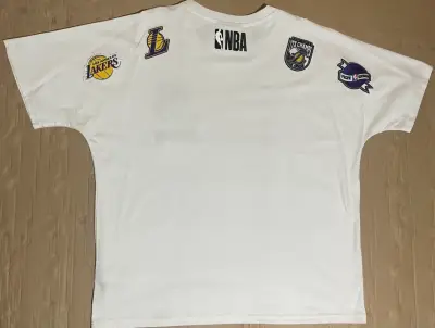 Polera blanca Lakers NBA - miniatura 2