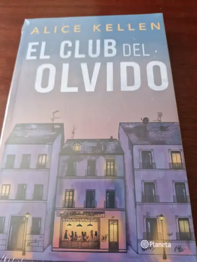 Libro 'El Club del Olvido' de Alice Kellen - miniatura 1