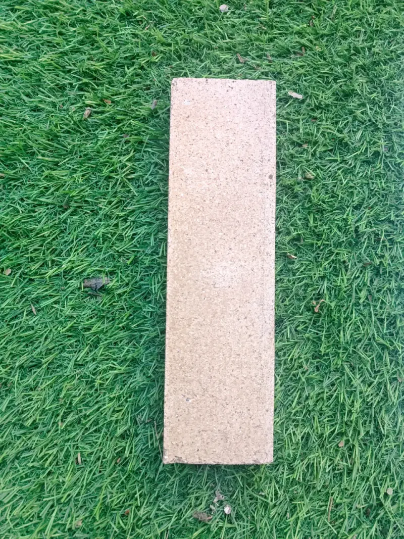 Ladrillo refractario 23x6,5x2,5 y Cerámica 31x21 - 4