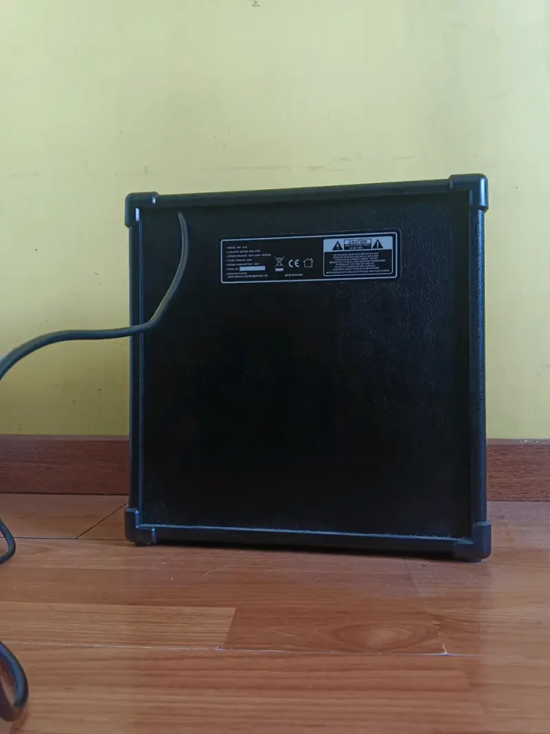Amplificador Freeman A15 - 2