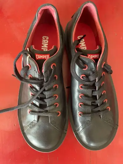 Zapatillas Camper negras - miniatura 1