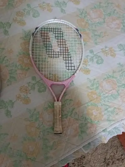 Raqueta de tenis Wilson rosa - miniatura 3