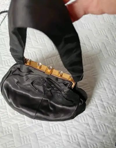 Cartera de fiesta de razo negro elegante - miniatura 2