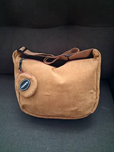 Suéter tejido beige con patrón calado - miniatura 6
