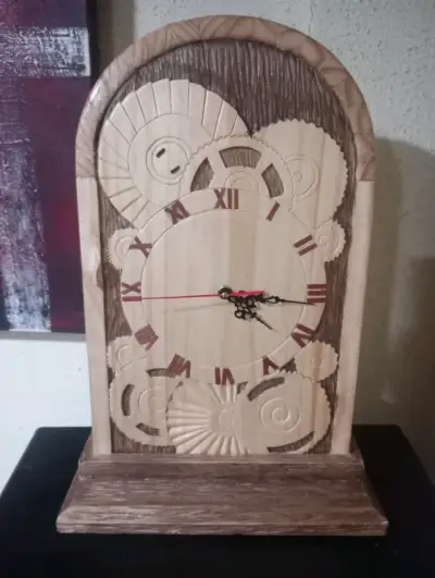 Reloj de madera decorativo - miniatura 3