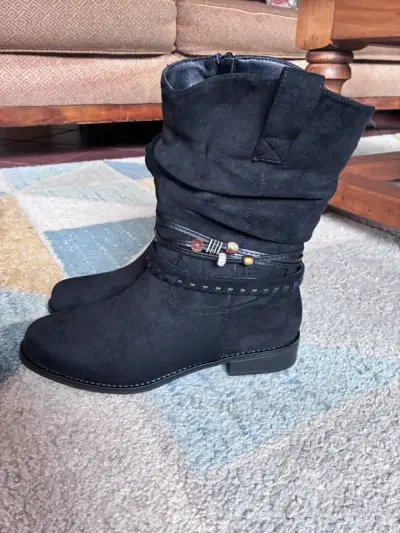 Botas negras estilo casual - miniatura 2