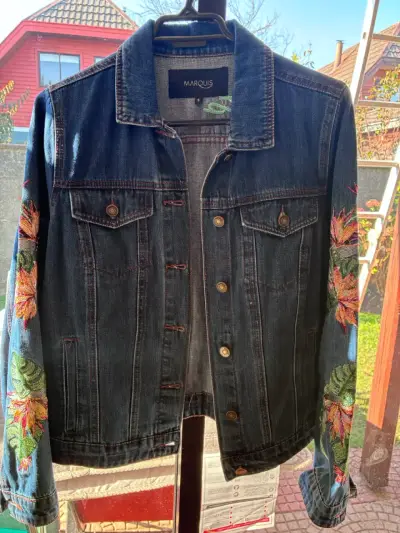 Chaqueta de mezclilla bordada - miniatura 1