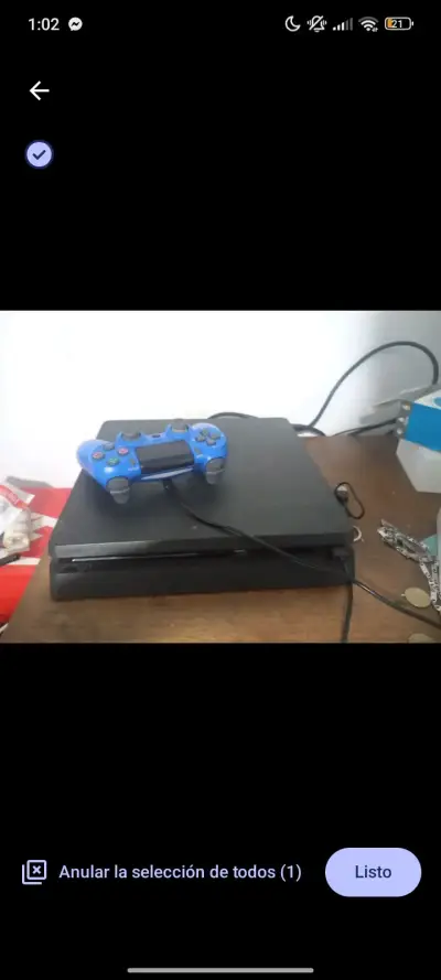 Consola de videojuegos con control - miniatura 1