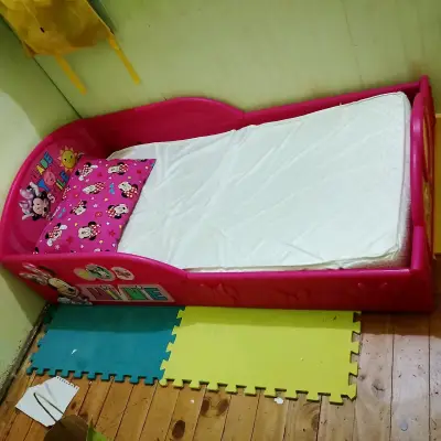 Cama infantil Minnie Mouse rosa - miniatura 3
