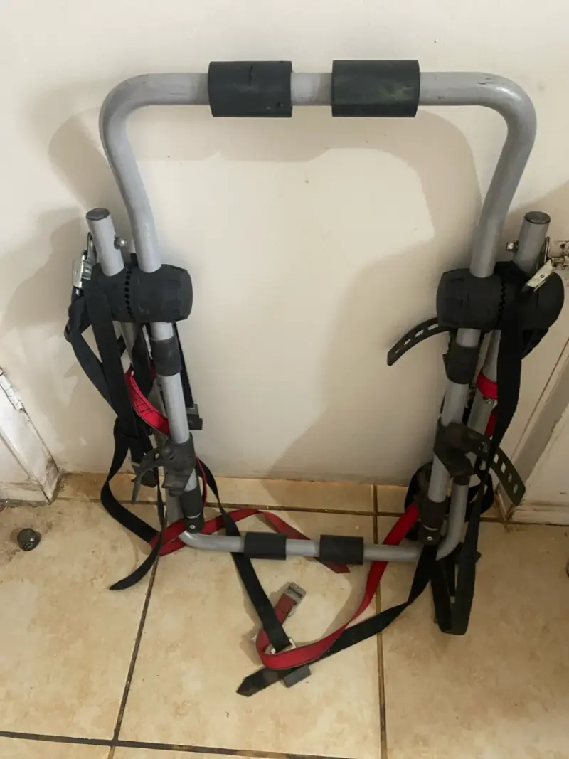 Portabicicletas de auto ajustable - 2