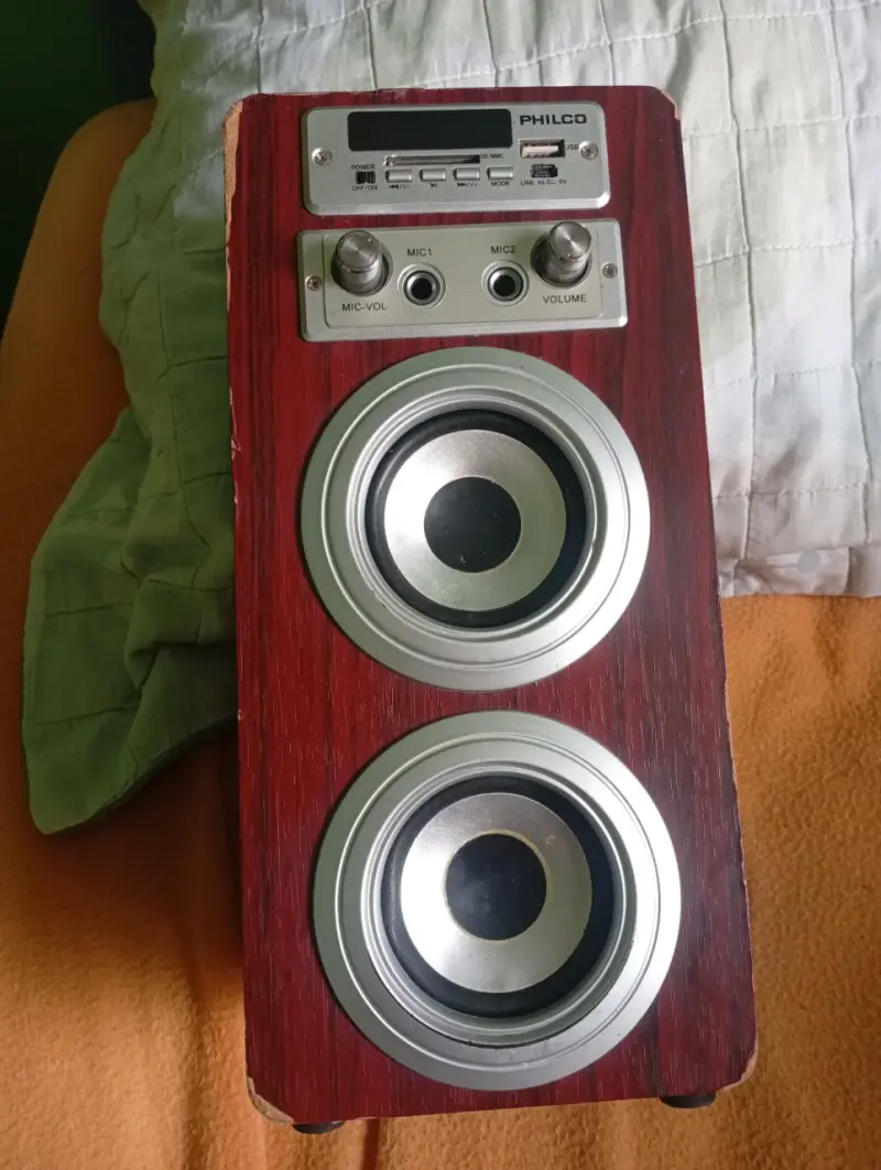 Parlante Philco con doble bocina