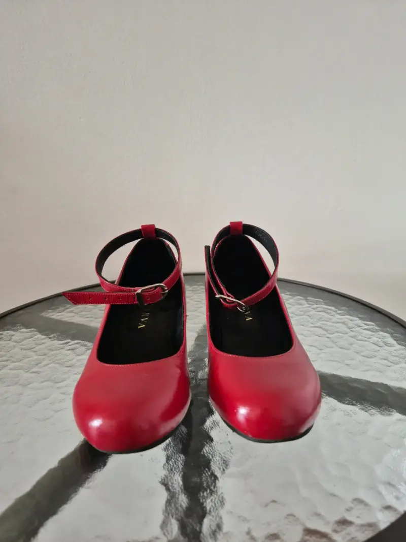 Zapatos de cuero rojos de tacón medio - 3