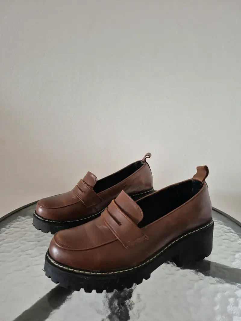 Zapatos mocasines de cuero café - 3