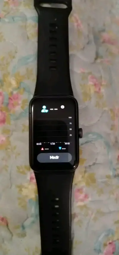 Reloj inteligente negro con cargador - miniatura 3