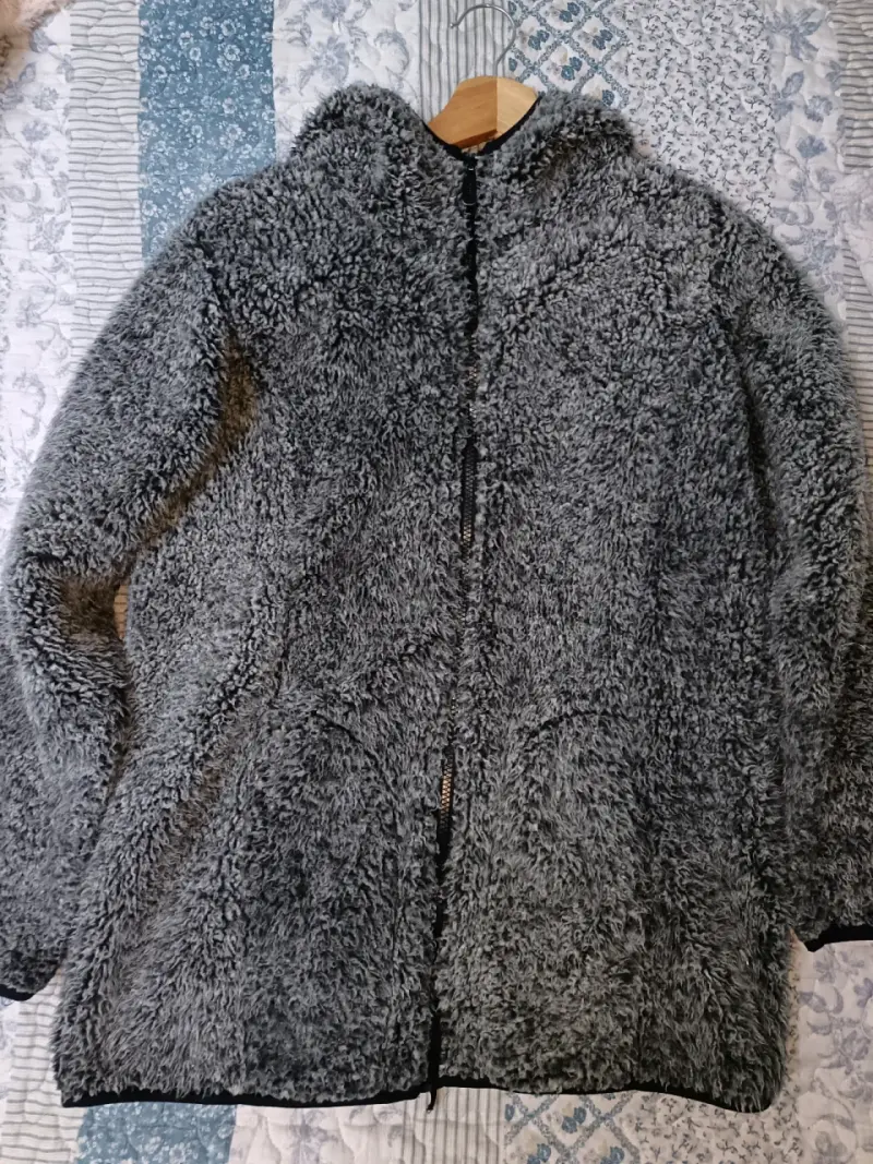 Polar gris con capucha - 2