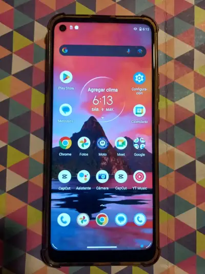 Smartphone Android en buen estado - miniatura 1