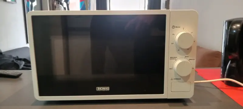 Microondas blanco Thomas - 3
