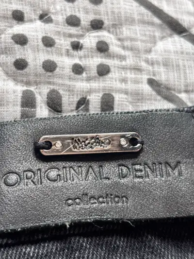 Jeans negros desgastados - miniatura 3